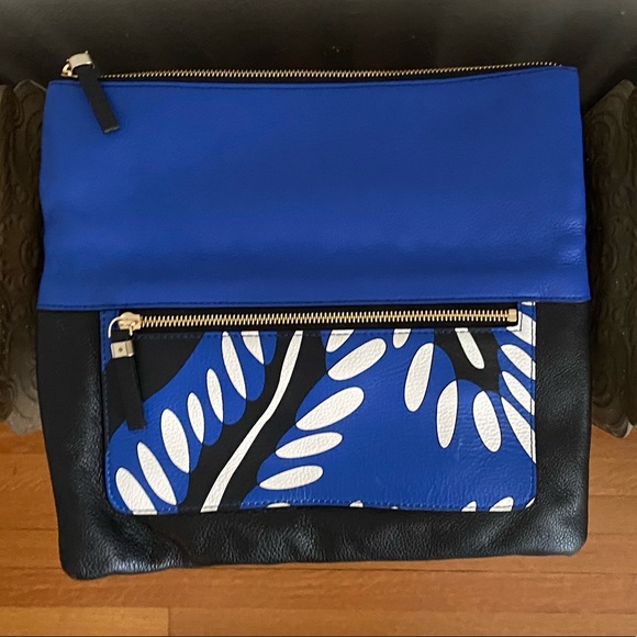 DIANE VON FURSTENBERG Fold Over Leather Clutch - Picture 2 of 2